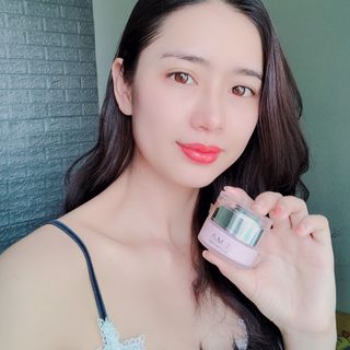 kem lụa sữa giá lẻ 230k