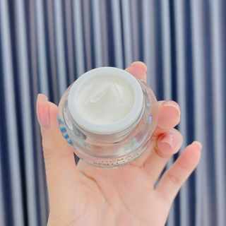 kem lụa sữa giá lẻ 230k