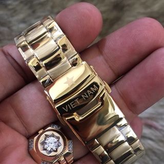 Dồng hồ hình bác hồ