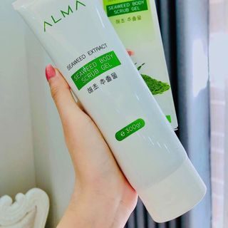 tẩy da chết body dangj gel giá lẻ 230k