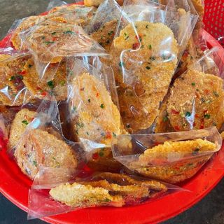 Cơm cháy chiên mắm hành