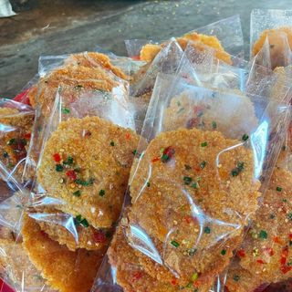 Cơm cháy chiên mắm hành