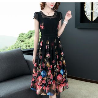 Đầm xòe in hoa 3D phối ren cao cấp