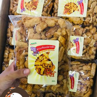 Snack mực thái lan