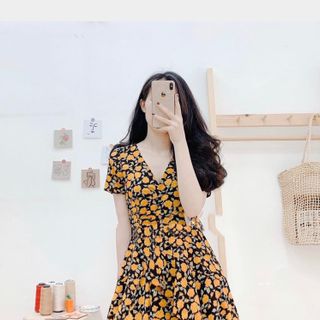 Váy xoè hoa nhí hai tầng