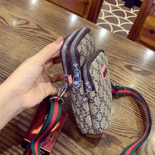 Túi đeo chéo tiện dụng chất đẹp