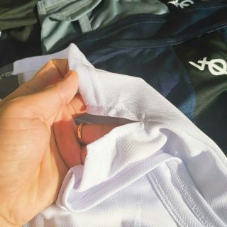 Áo tanktop nam thun mè