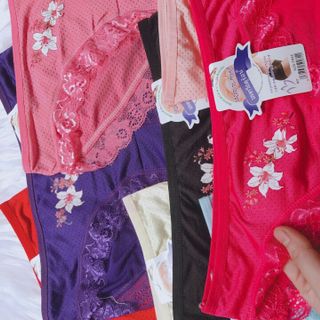 Quần̉ thông hơi 
Hoa 3d