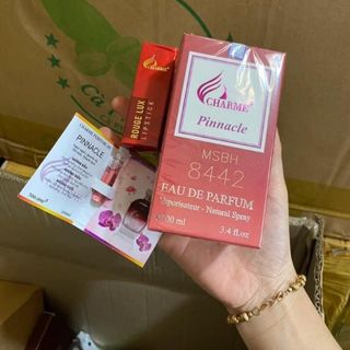 Charme pinnacle tặng kèm son