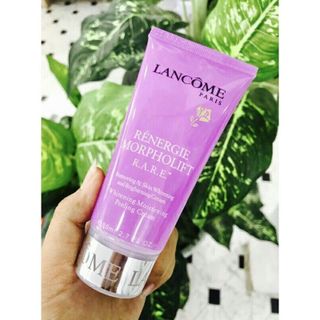 Tẩy tế bào chết Lamcome Par
