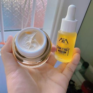Dưỡng da căng bóng trắng hồng