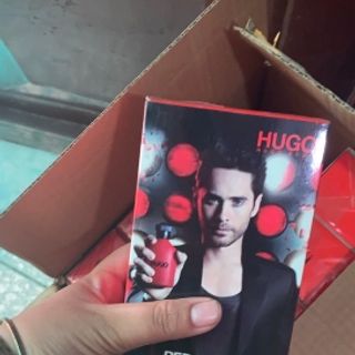 Nuoc hoa nam huggo bosss do