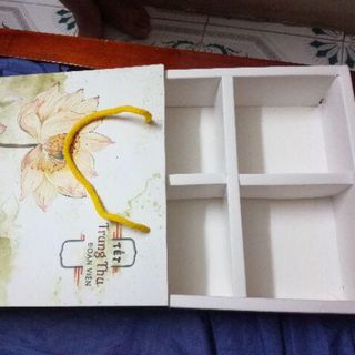 Hộp đựng bánh Trung Thu TRĂNG RẰM 4 bánh 125 - 180gr