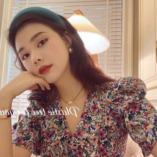 𝐕𝐚́𝐲 𝐡𝐨𝐚 𝐧𝐡𝐢́ đ𝐮𝐨̂𝐢 𝐜𝐚́ 𝐜𝐡𝐨 𝐧𝐮̛̃. (MÃ 22)