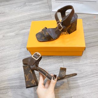 Giay sd gót lvv giá rẻ