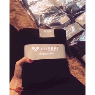 LEGGING LUPERI NÂNG MÔNG NỊT BỤNG SIÊU ĐẸP