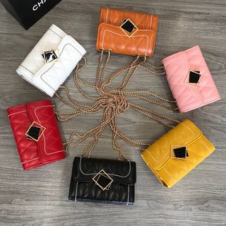 Túi đeo chéo nữ khóa tứ giác trẻ trung
