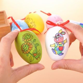Trứng tô màu gồm 1 trứng và 4 cây bút chỉ 5k8 bộ