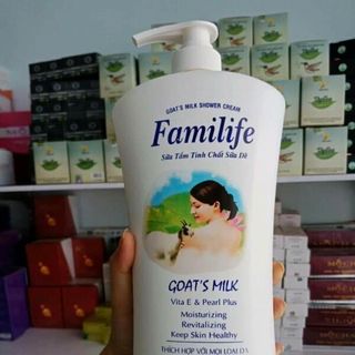 SỮA TẮM DÊ FAMILIFE
