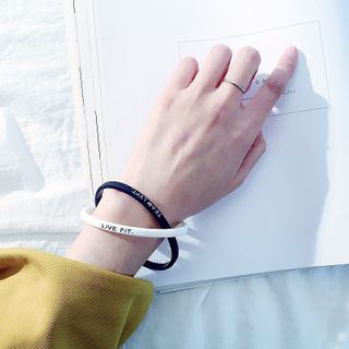 Vòng tay silicon cặp đôi