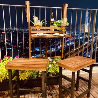 Bộ bàn ban công 2 ghế, tiết kiệm diện tích, ghế chân sắt mặt gỗ tự nhiên, bộ bàn ghế ngoài trời Jadin