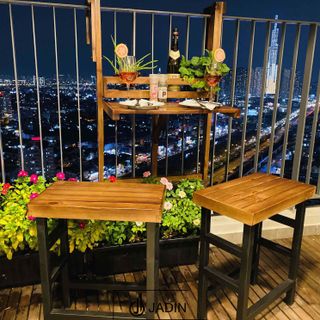Bộ bàn ban công 2 ghế, tiết kiệm diện tích, ghế chân sắt mặt gỗ tự nhiên, bộ bàn ghế ngoài trời Jadin
