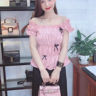 Áo kiểu , chất mềm mịn co giãn