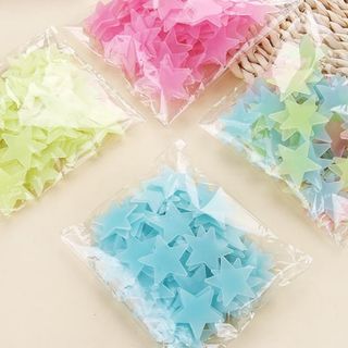 combo 100 ngôi sao dạ quang phát sáng trong đêm + 100 miếng băng keo 2 mặt . giá sỉ 13k/ 1 gói đủ màu.