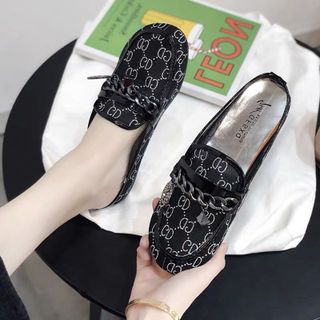 Dép sục luoi