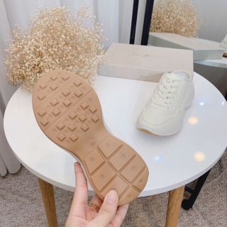 Sục bata cá tính