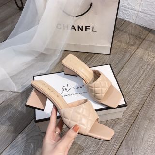 Dép gót Trần