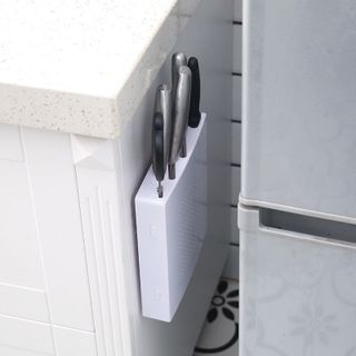 Kệ Dán Tường Đựng Dụng Cụ Nhà Bếp