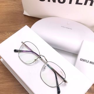 MẮT KÍNH 7025