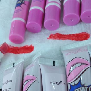 Son xăm romantic đủ màu