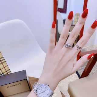 Đồng hồ nữ BURRBERI THE LADIES CITY ENGRAVED WATCH #BU9144