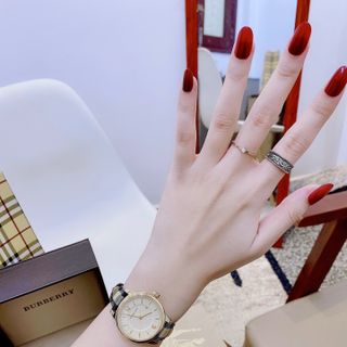 Đồng hồ nữ BURRBERI THE CLASSIC ROUND #BU10104
