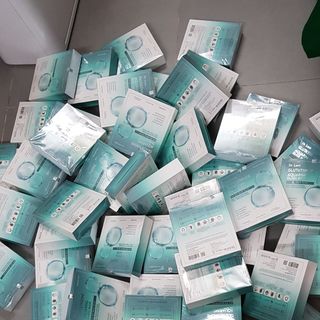 Mặt nạ glutathione thủy tinh căng bóng