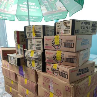 Kem hộp Together vị dâu sữa Binggrae Hàn Quốc 700ml