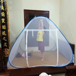 Màn tự bung đỉnh nhọn