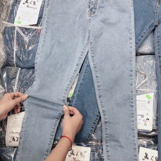 Quần jean co giãn lưng cao
