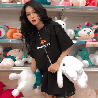 ÁO TAY LỠ MẪU MỚI UNISEX FROM TO Y HÌNH ( feesize 75kg mặc vừa ) màu y hình hàng chất thun cotton 4 chiều ko xù lông , thấm hút mồ hôi co giãn 4 chiều , vải dày mịn