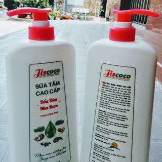 Sữa tắm dịu nhẹ cao cấp nha đam - dầu dừa - khổ qua, dùng cho cả em bé