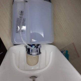 Bình đựng xà phòng cảm ứng ZYQ 110