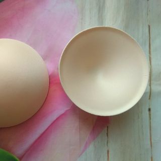 Miếng lót mút xốp độn ngực dày vừa hình chén