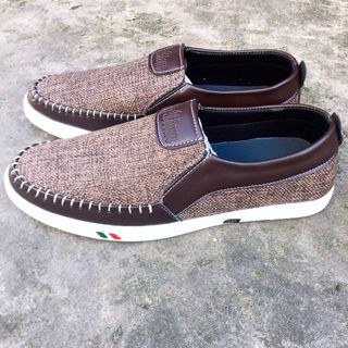 Giày vãi nam 010