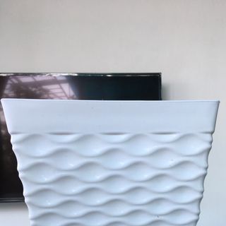 Chậu Nhựa Mắt Lưới Vuông Giả Sứ (21x18x13cm) -Trồng Cây Kiểng/Cây Ăn Trái