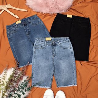 Quần jeans lửng size đại