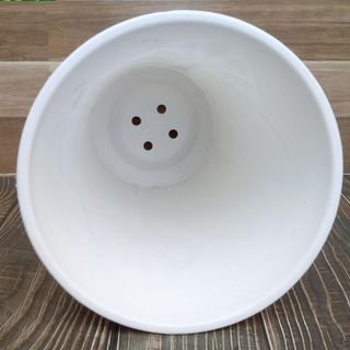 Chậu nhựa Hoa Văn Chiếc Lá Giả Sứ cạnh Lớn: 25x 33 x 16.5 cm
