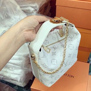 Túi xách loại một