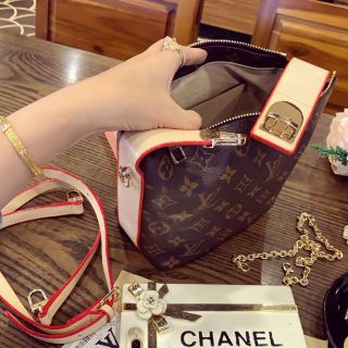 Túi xách loại một